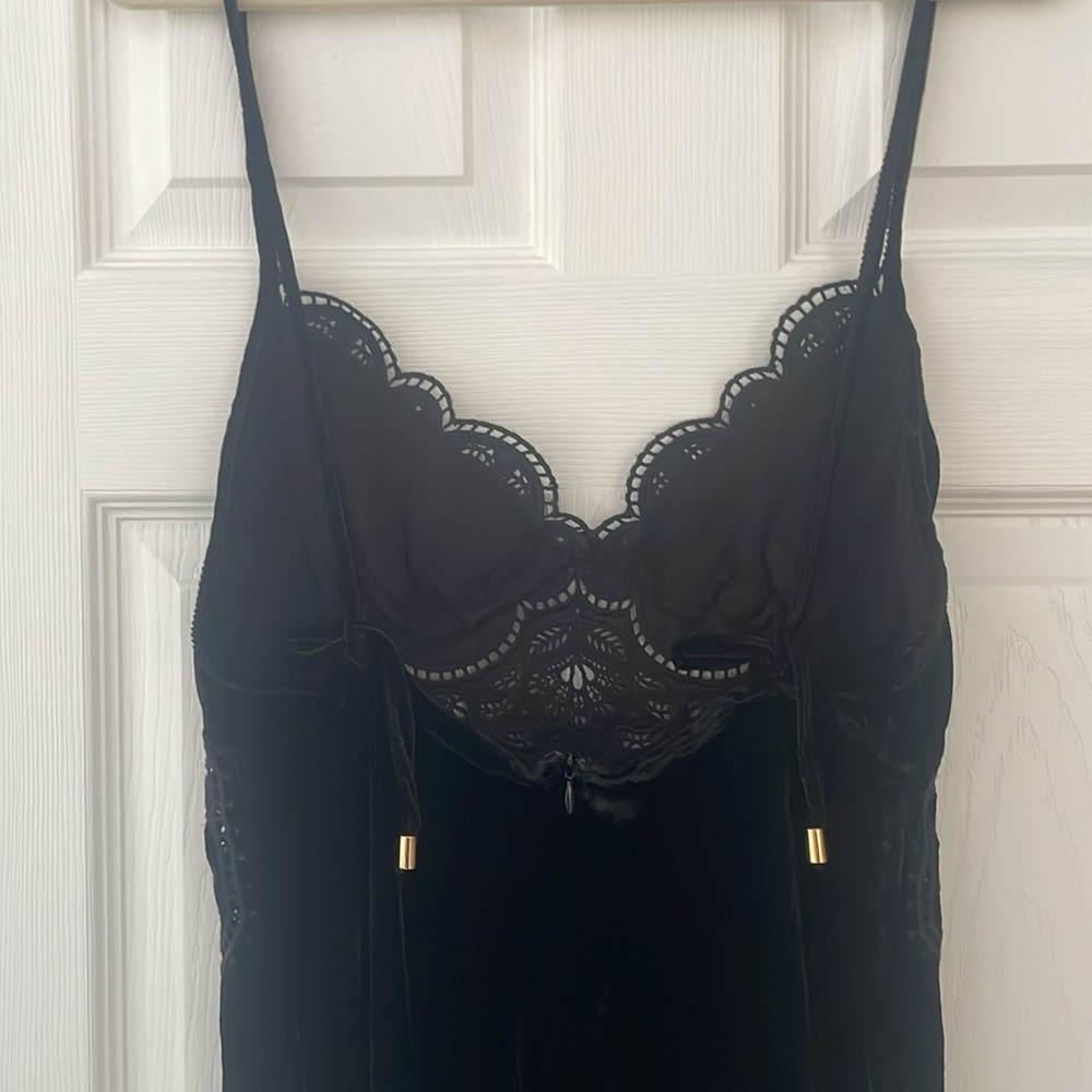 FARM Rio Richelieu Velvet Lace Dress.- Read Description! - Picture 5 of 7
